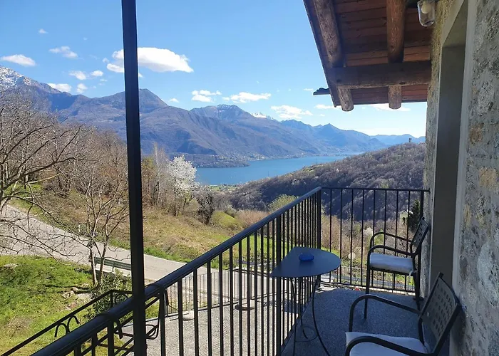 Nona Rosa Vakantieboerderij Gravedona